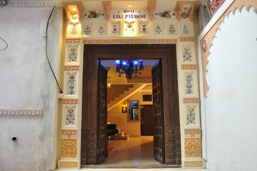 Hotel Lake Paradise Udaipur Habitación foto